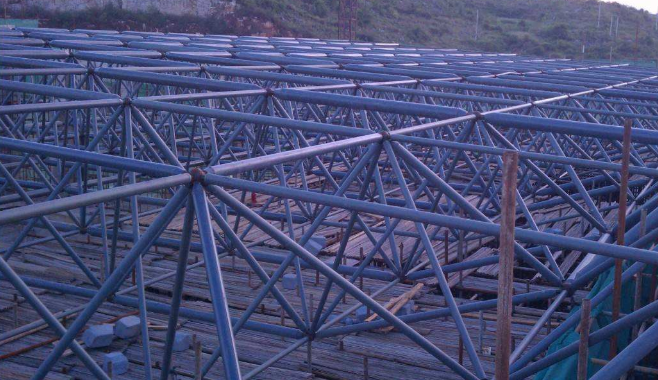 徐州概述网架加工公司对网架保温隔热的办法